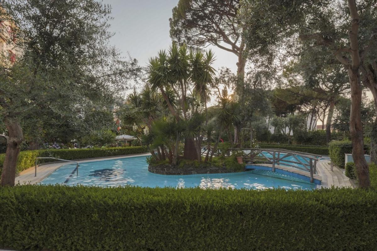 Sorrentovibes - Modern Apartment With Terrace, Swimming Pool&Tennis מראה חיצוני תמונה